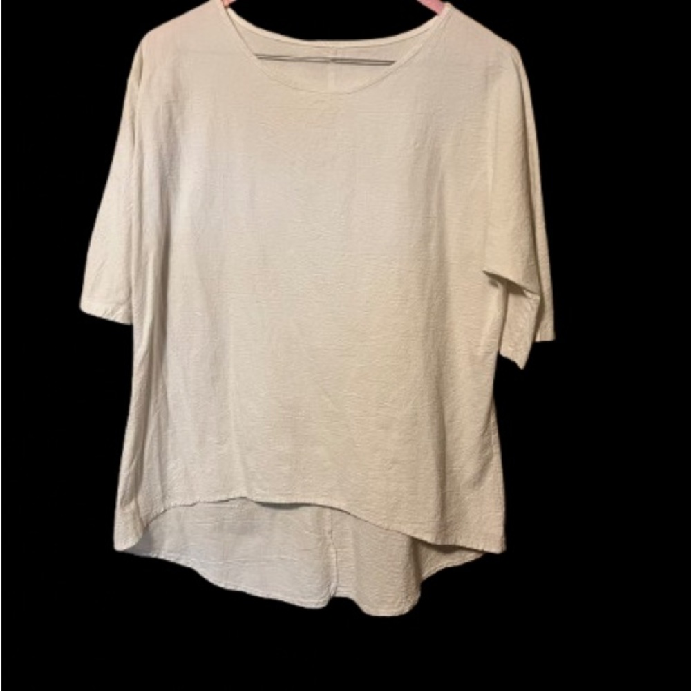 Top and capri pants